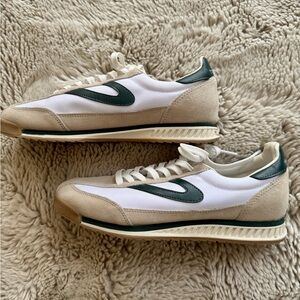 Women’s Retro Runner Sneakers - White, Beige & Dark Green
